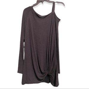 Leo Rosi One Sleeve Top